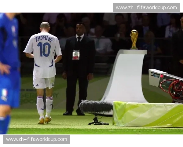 齐达内最后的华尔兹：2006世界杯法国对巴西的永恒瞬间